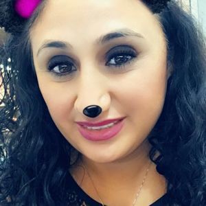 Meet your Posher, Dulce